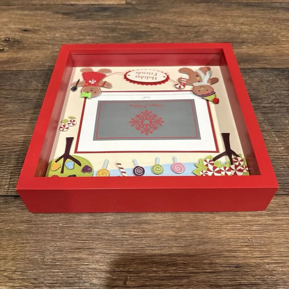 Red Holiday Friends Gingerbread Man Shadow Box Wood Photo Frame 4x6